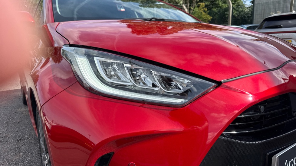 Toyota Yaris 1.5 Hybrid Excel 5dr CVT Hybrid Hatchback - Image 20