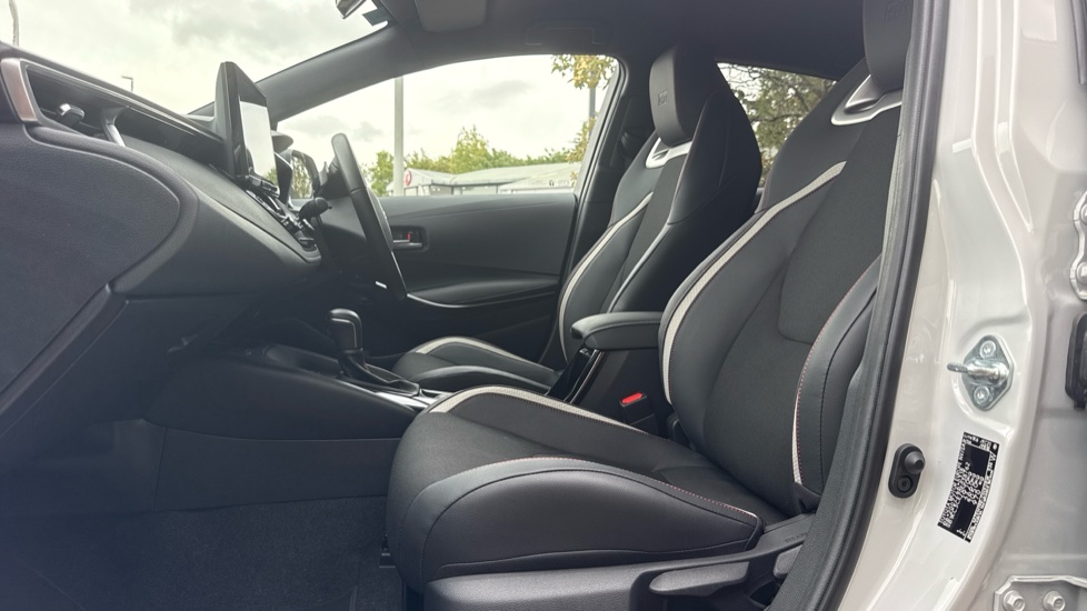 Toyota Corolla 2.0 Hybrid GR Sport 5dr CVT Hybrid Hatchback - Image 5