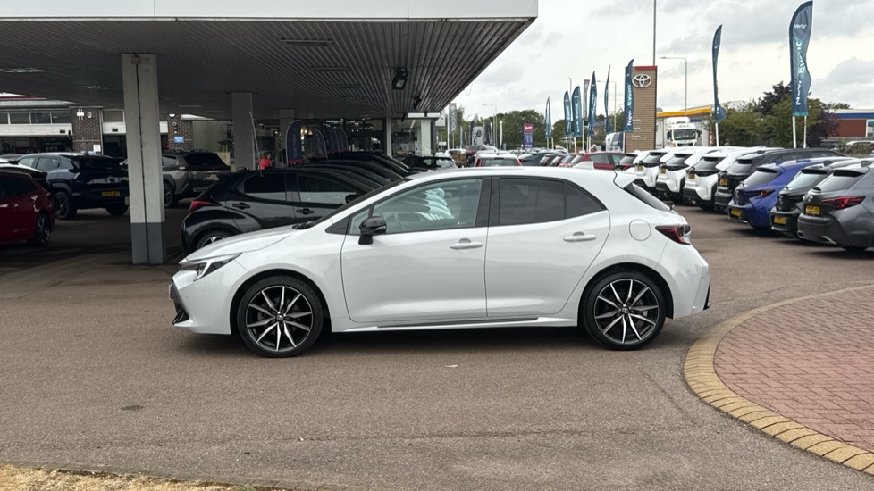 Toyota Corolla 2.0 Hybrid GR Sport 5dr CVT Hybrid Hatchback - Image 24