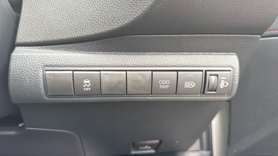 Toyota Corolla 2.0 Hybrid GR Sport 5dr CVT Hybrid Hatchback - Image 52