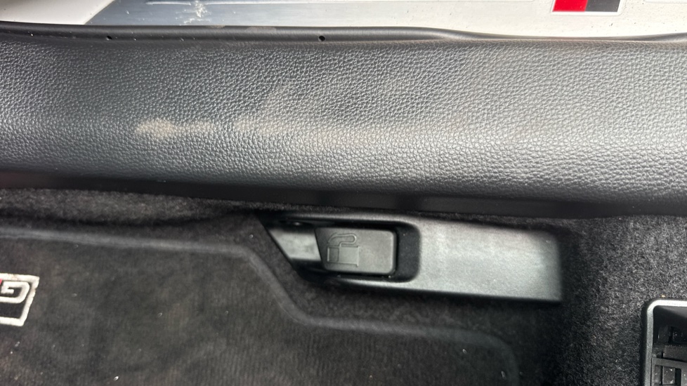 Toyota Corolla 2.0 Hybrid GR Sport 5dr CVT Hybrid Hatchback - Image 53