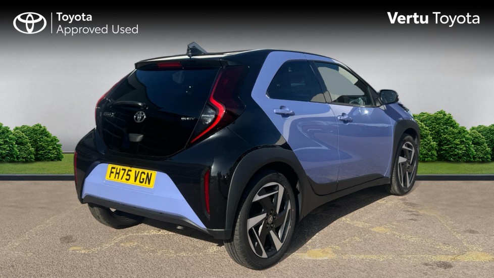 Toyota Aygo X 1.5 Hybrid Design 5dr CVT Hybrid Hatchback - Image 2