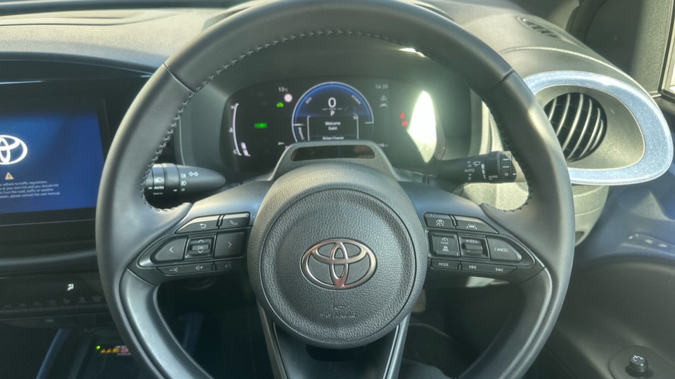 Toyota Aygo X 1.5 Hybrid Design 5dr CVT Hybrid Hatchback - Image 7