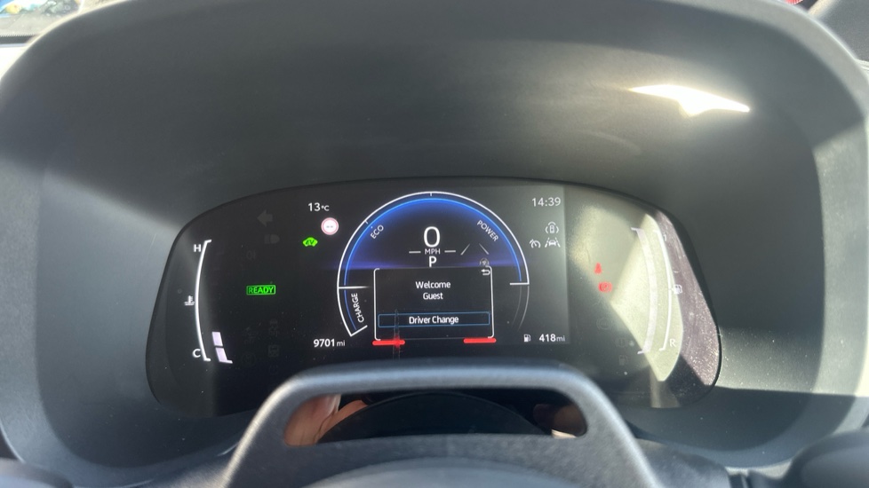 Toyota Aygo X 1.5 Hybrid Design 5dr CVT Hybrid Hatchback - Image 11