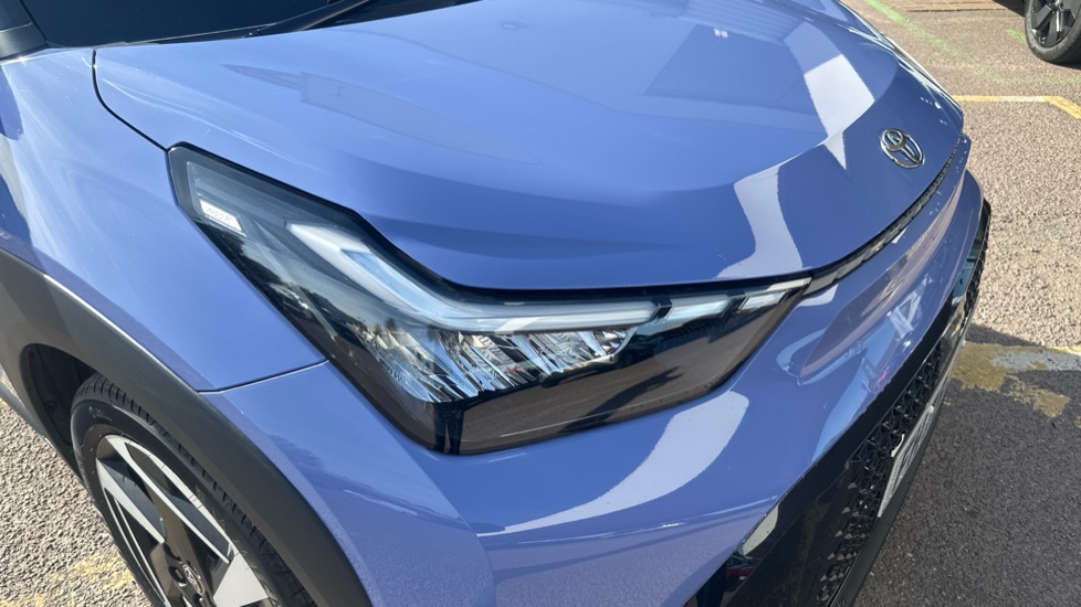 Toyota Aygo X 1.5 Hybrid Design 5dr CVT Hybrid Hatchback - Image 20