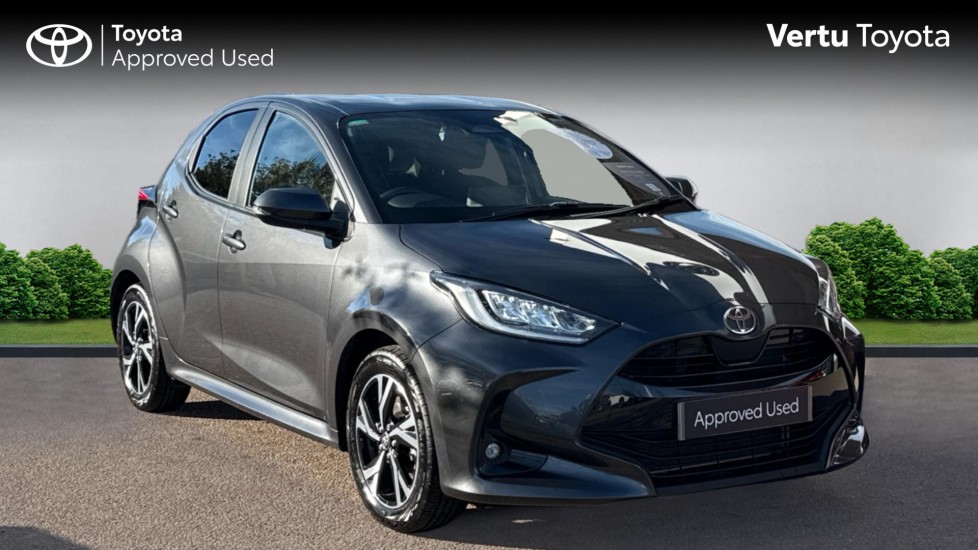 Toyota Yaris 1.5 Hybrid Design 5dr CVT Hybrid Hatchback - Image 1