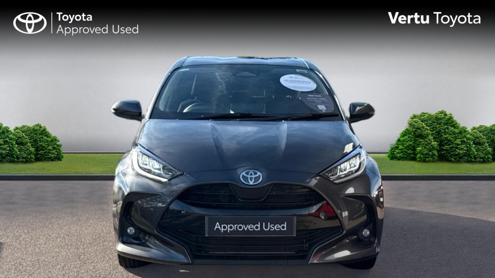 Toyota Yaris 1.5 Hybrid Design 5dr CVT Hybrid Hatchback - Image 22