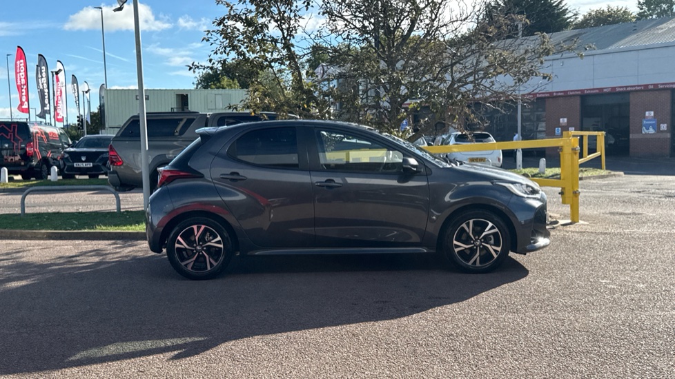 Toyota Yaris 1.5 Hybrid Design 5dr CVT Hybrid Hatchback - Image 23