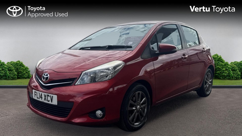 Toyota Yaris 1.33 VVT-i Icon+ 5dr Multidrive S Petrol Hatchback - Image 3