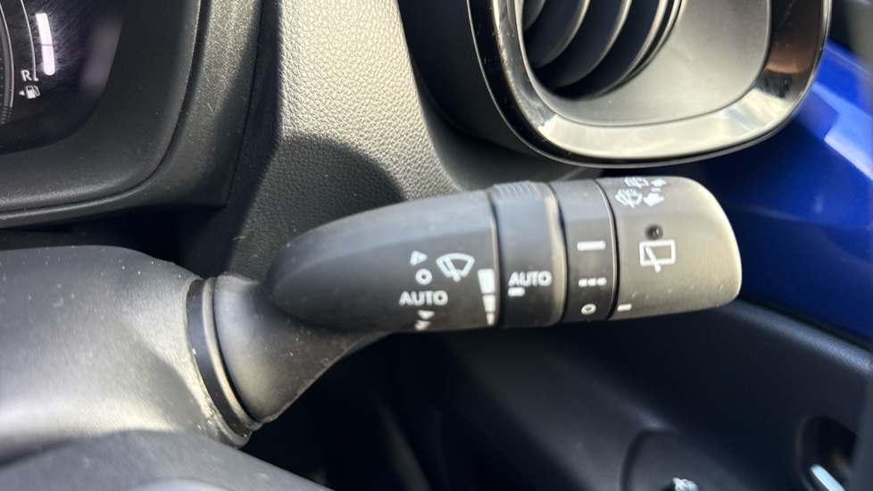 Toyota Aygo X 1.0 VVT-i Exclusive 5dr Petrol Hatchback - Image 34