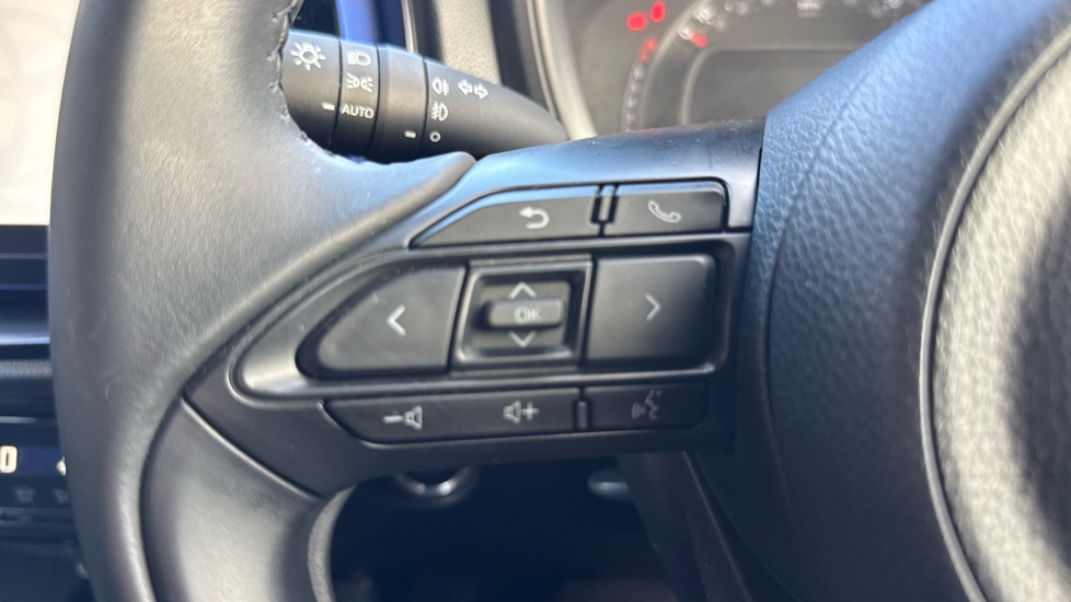Toyota Aygo X 1.0 VVT-i Exclusive 5dr Petrol Hatchback - Image 38