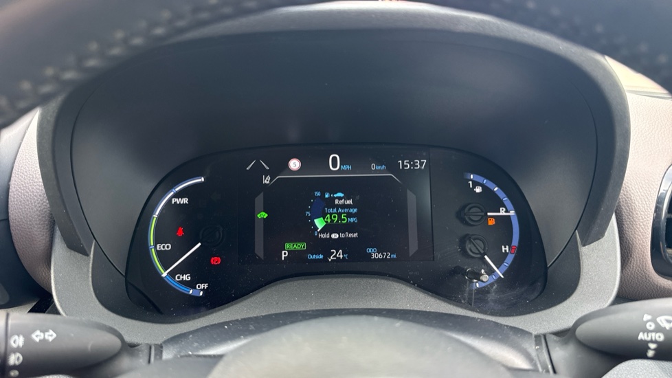 Toyota Yaris Cross 1.5 Hybrid Excel AWD 5dr CVT Hybrid Estate - Image 11