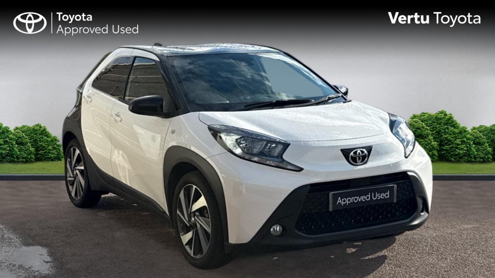 Toyota Aygo X 1.0 VVT-i Edge 5dr Petrol Hatchback - Image 1