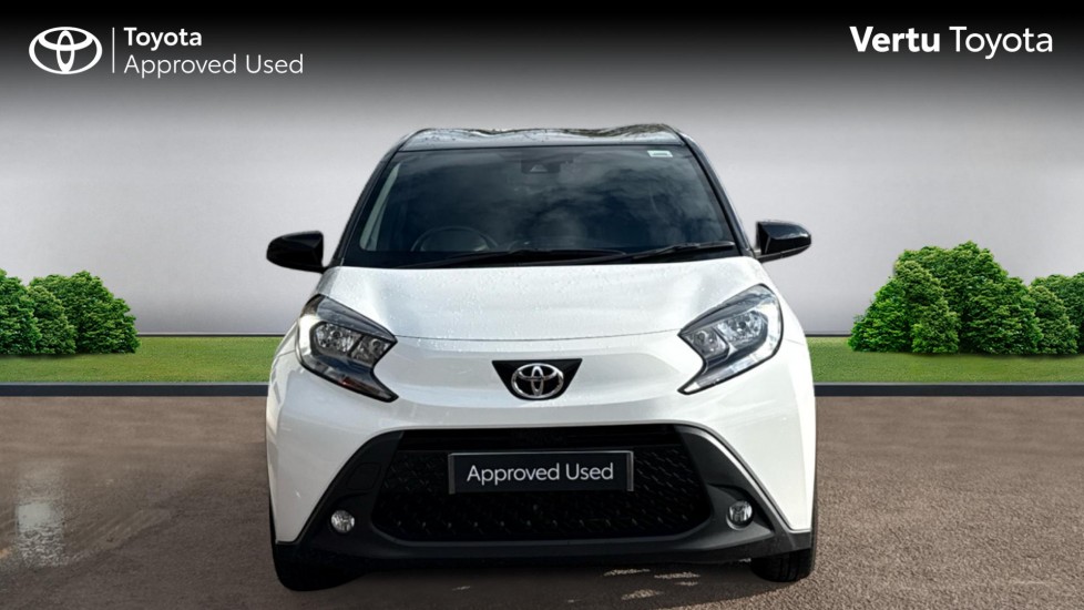 Toyota Aygo X 1.0 VVT-i Edge 5dr Petrol Hatchback - Image 22