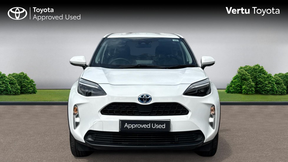 Toyota Yaris Cross 1.5 Hybrid Icon 5dr CVT Hybrid Estate - Image 22
