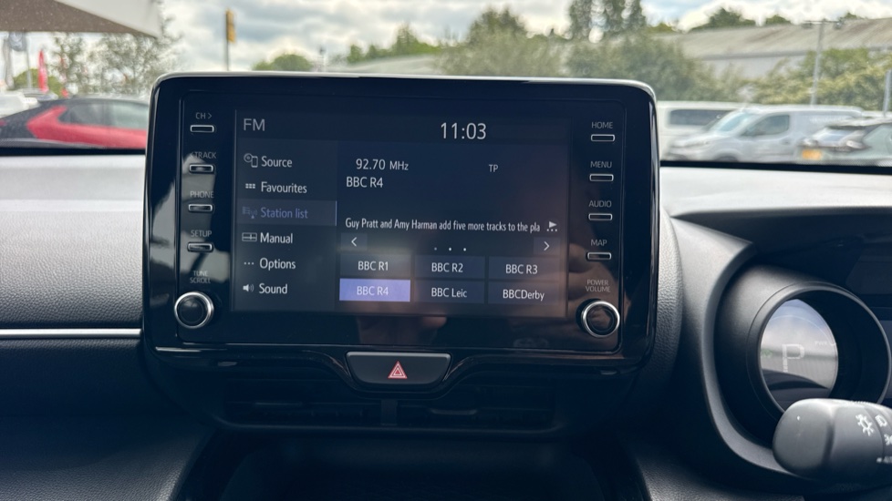 Toyota Yaris Cross 1.5 Hybrid Icon 5dr CVT Hybrid Estate - Image 43
