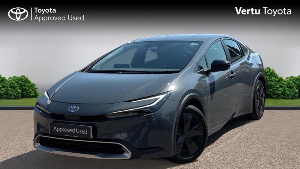Toyota Prius 2.0 PHEV Design 5dr CVT Hatchback - Image 3