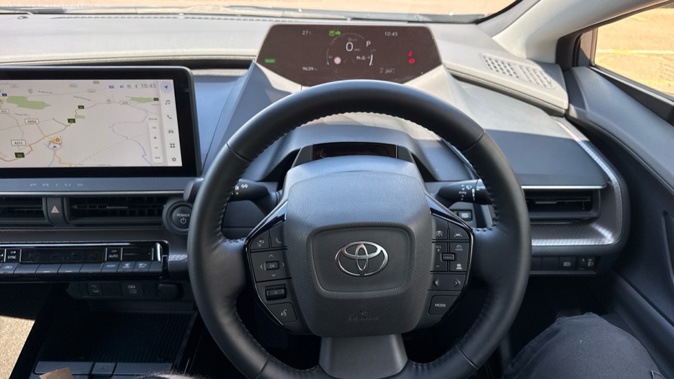 Toyota Prius 2.0 PHEV Design 5dr CVT Hatchback - Image 10