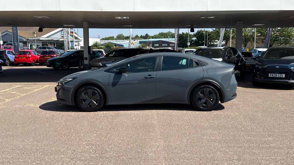 Toyota Prius 2.0 PHEV Design 5dr CVT Hatchback - Image 24