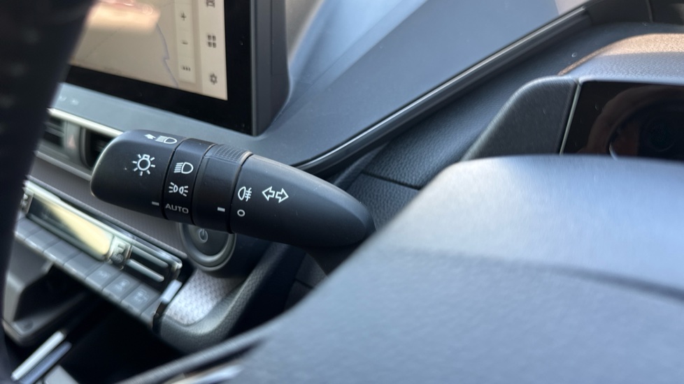 Toyota Prius 2.0 PHEV Design 5dr CVT Hatchback - Image 33