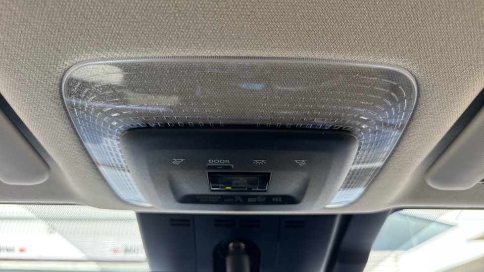 Toyota Prius 2.0 PHEV Design 5dr CVT Hatchback - Image 47