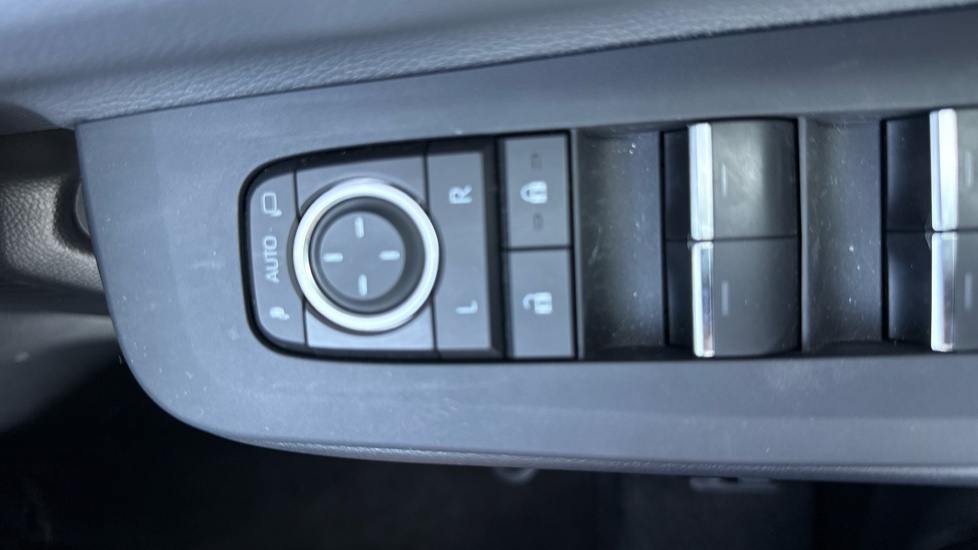 Toyota Prius 2.0 PHEV Design 5dr CVT Hatchback - Image 51