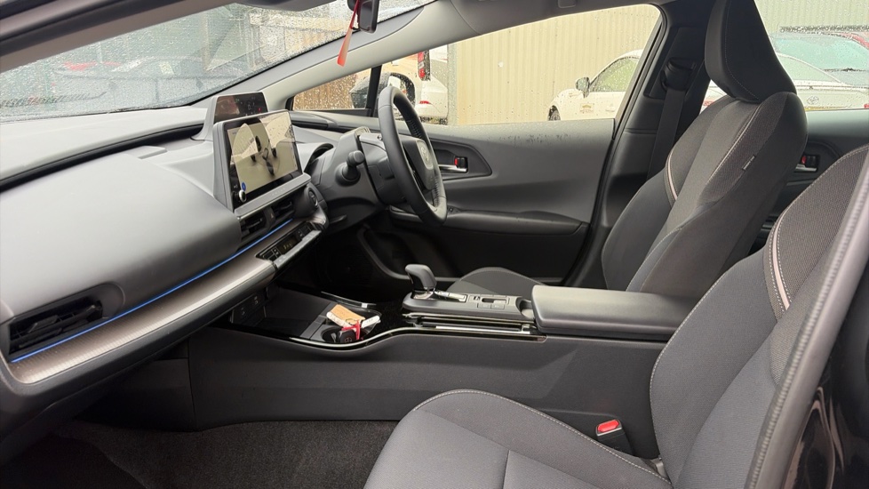 Toyota Prius 2.0 PHEV Design 5dr CVT Hatchback - Image 5