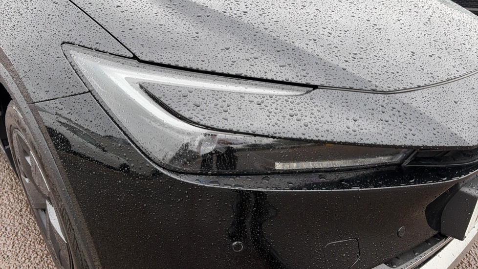 Toyota Prius 2.0 PHEV Design 5dr CVT Hatchback - Image 20