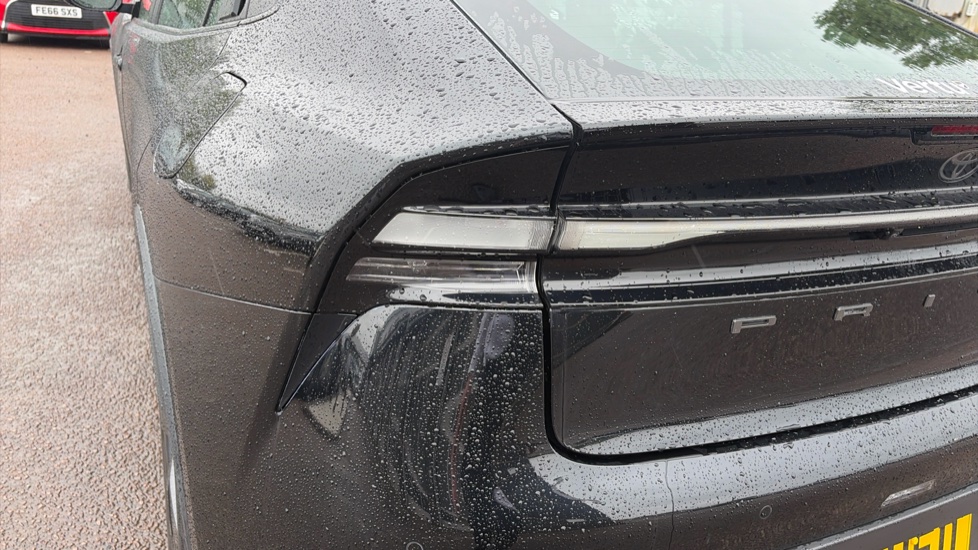 Toyota Prius 2.0 PHEV Design 5dr CVT Hatchback - Image 21