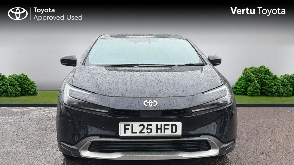 Toyota Prius 2.0 PHEV Design 5dr CVT Hatchback - Image 22