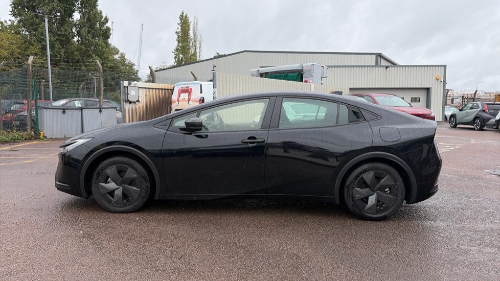 Toyota Prius 2.0 PHEV Design 5dr CVT Hatchback - Image 24