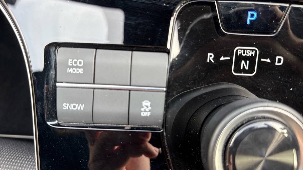 Toyota bZ4X 150kW Pure 71.4kWh 5dr Auto [11kW] Electric Hatchback - Image 47