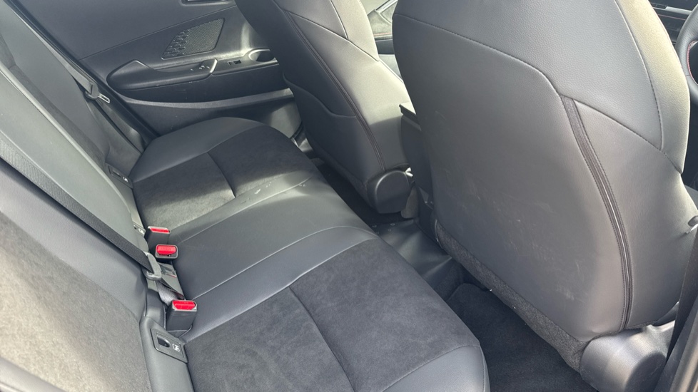 Toyota C-HR 2.0 PHEV GR Sport 5dr CVT Hatchback - Image 8