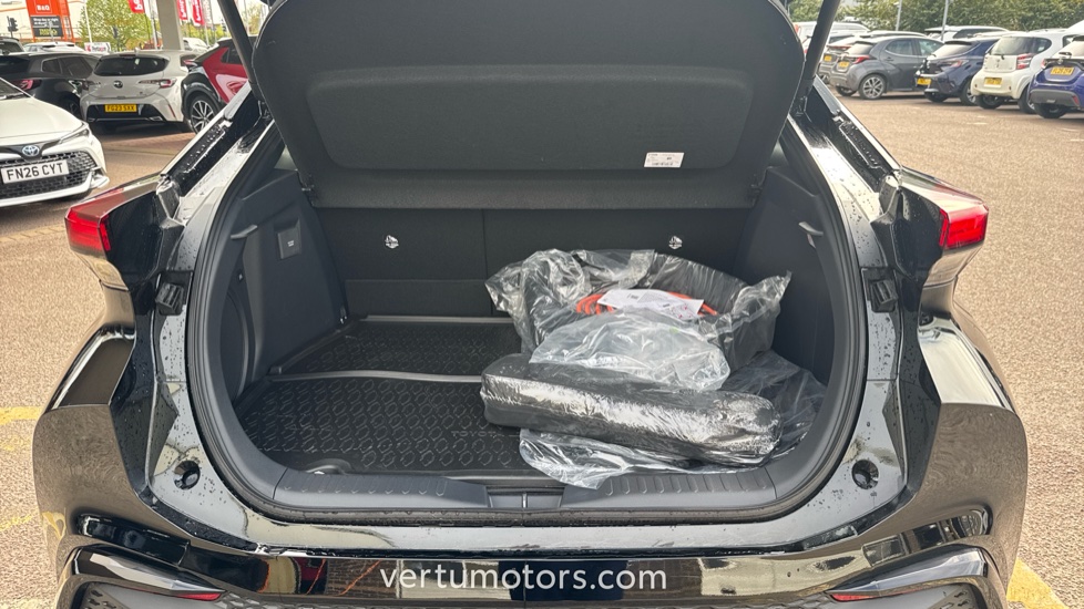 Toyota C-HR 2.0 PHEV GR Sport 5dr CVT Hatchback - Image 13