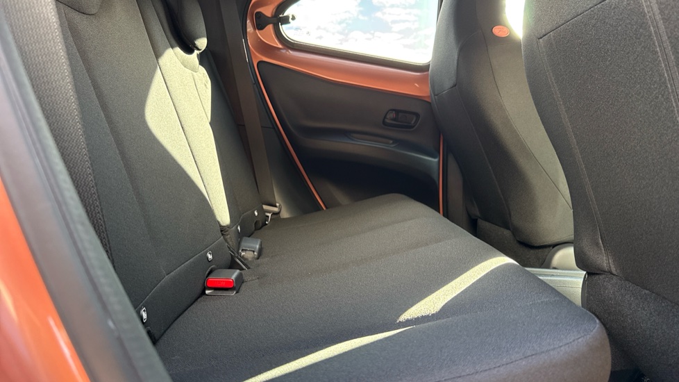Toyota Aygo X 1.5 Hybrid Design 5dr CVT Hybrid Hatchback - Image 8