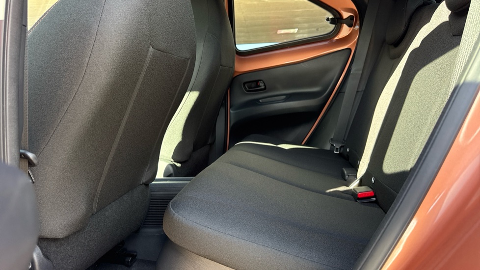 Toyota Aygo X 1.5 Hybrid Design 5dr CVT Hybrid Hatchback - Image 15