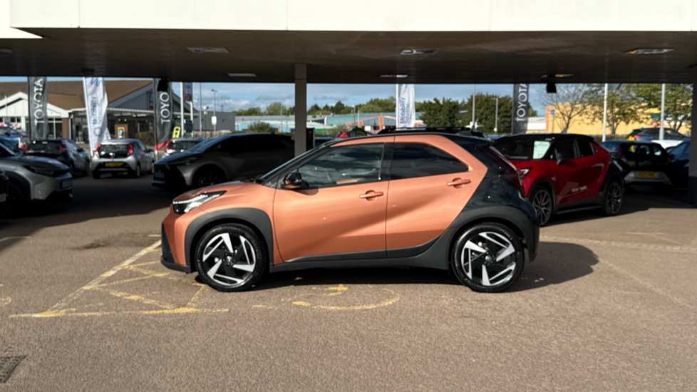 Toyota Aygo X 1.5 Hybrid Design 5dr CVT Hybrid Hatchback - Image 24