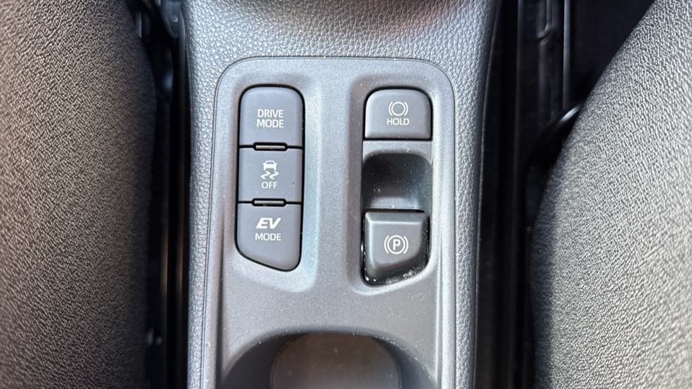 Toyota Aygo X 1.5 Hybrid Design 5dr CVT Hybrid Hatchback - Image 46