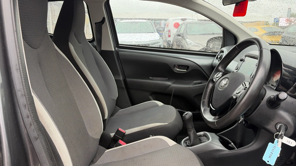 Toyota Aygo 1.0 VVT-i X-Play TSS 5dr Petrol Hatchback - Image 12
