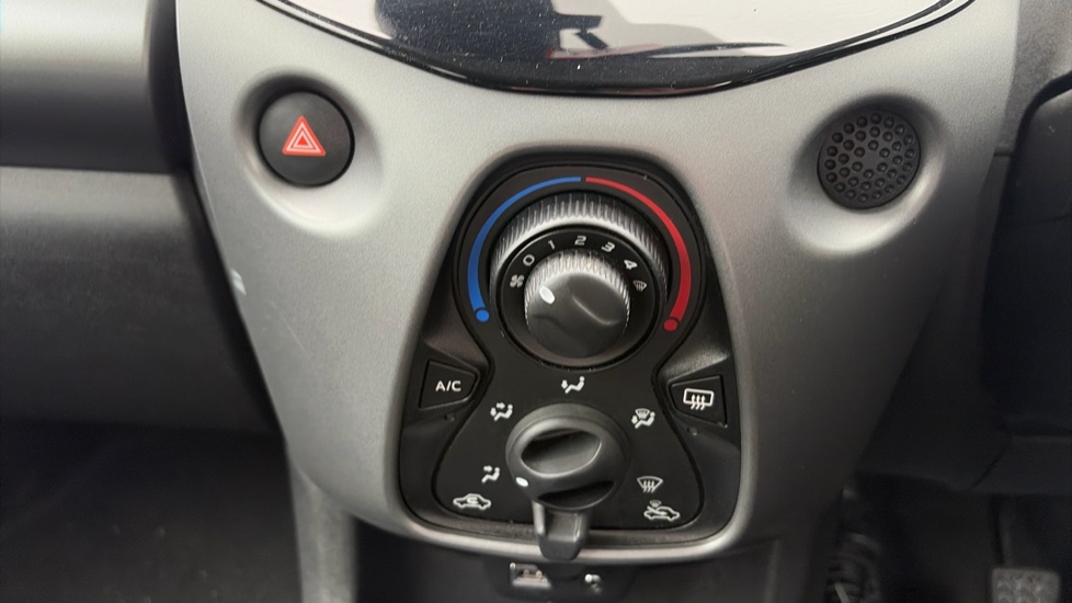 Toyota Aygo 1.0 VVT-i X-Play TSS 5dr Petrol Hatchback - Image 36
