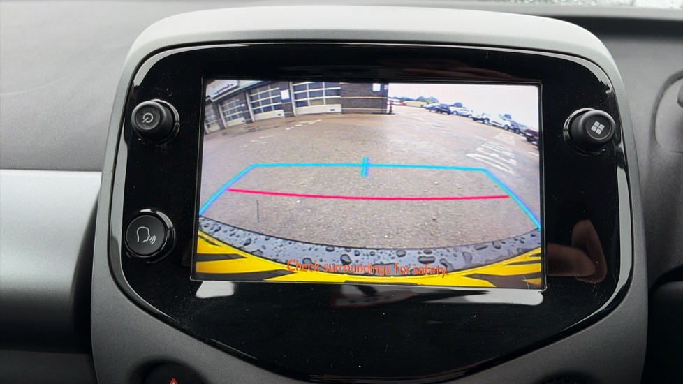 Toyota Aygo 1.0 VVT-i X-Play TSS 5dr Petrol Hatchback - Image 49