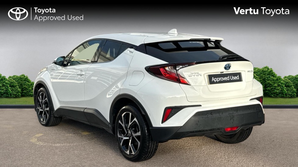 Toyota C-HR 1.8 Hybrid Design 5dr CVT Hybrid Hatchback - Image 4