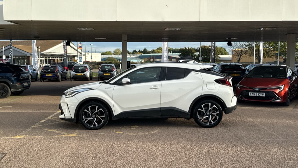 Toyota C-HR 1.8 Hybrid Design 5dr CVT Hybrid Hatchback - Image 24