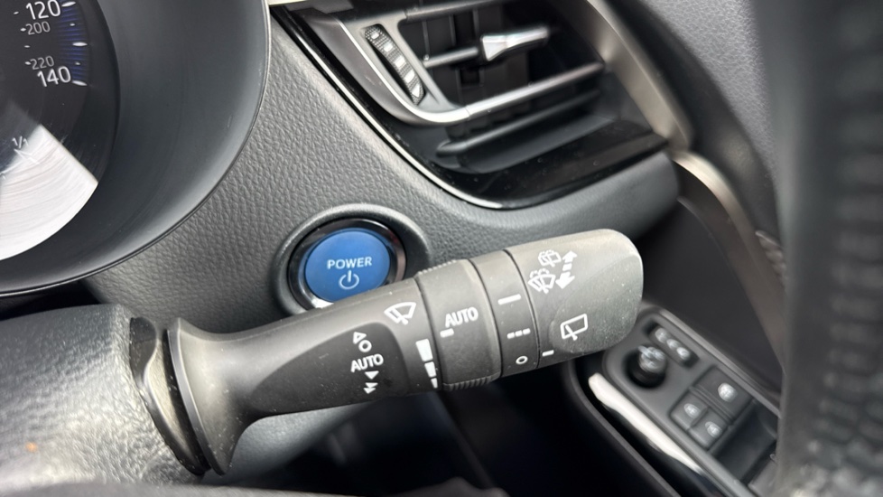 Toyota C-HR 1.8 Hybrid Excel 5dr CVT Hybrid Hatchback - Image 34