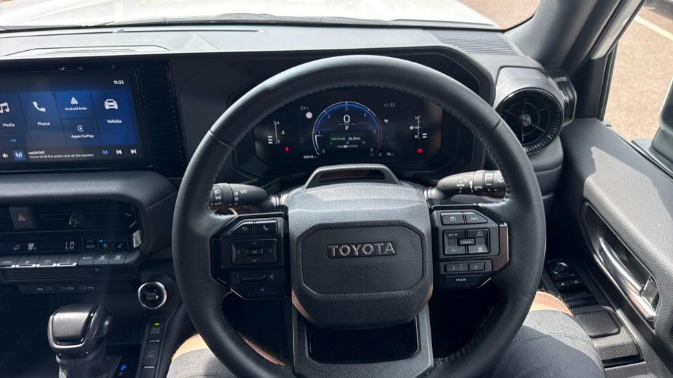 Toyota Land Cruiser Diesel 2.8D 205 Commercial Auto - Image 7