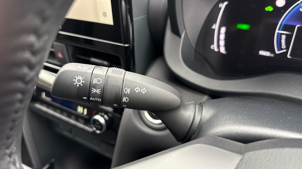 Toyota Yaris Cross 1.5 Hybrid Design 5dr CVT Hybrid Estate - Image 33