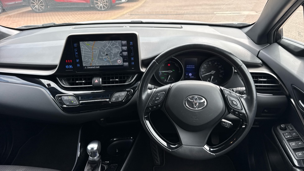 Toyota C-HR 1.8 Hybrid Dynamic 5dr CVT Hybrid Hatchback - Image 6