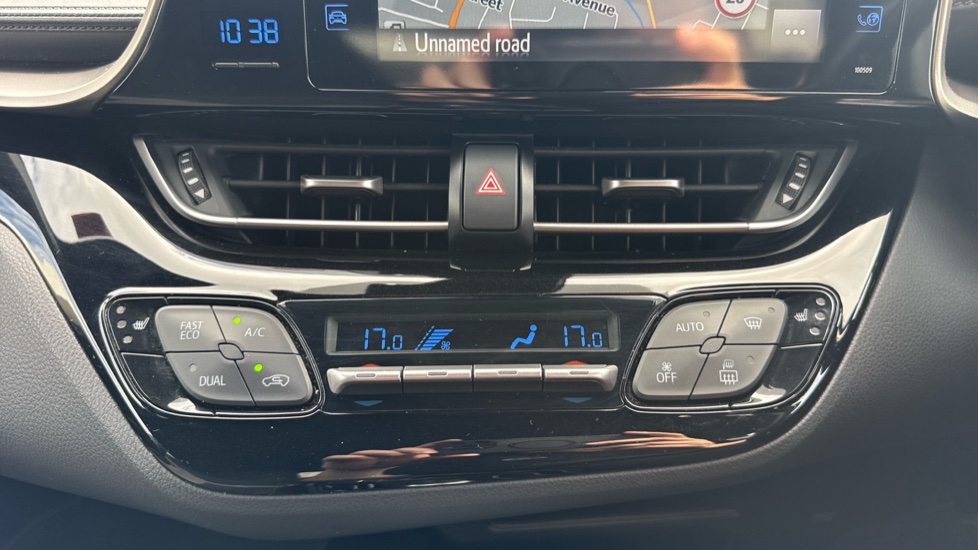 Toyota C-HR 1.8 Hybrid Dynamic 5dr CVT Hybrid Hatchback - Image 35