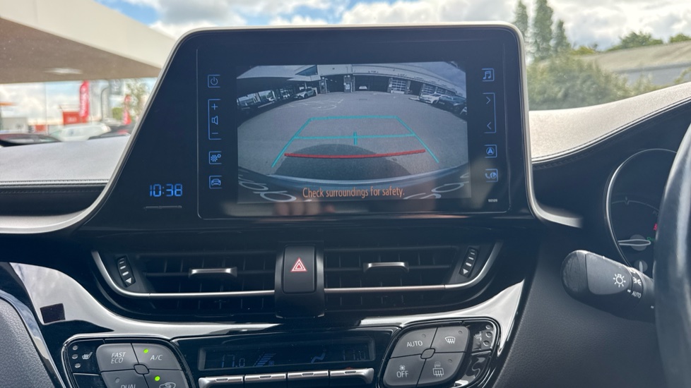 Toyota C-HR 1.8 Hybrid Dynamic 5dr CVT Hybrid Hatchback - Image 36