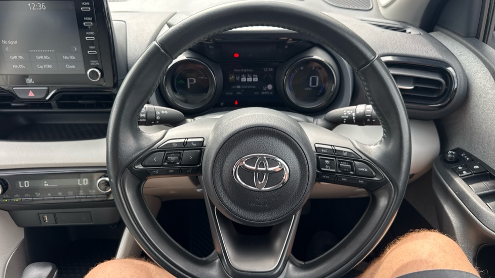 Toyota Yaris 1.5 Hybrid Excel 5dr CVT Hybrid Hatchback - Image 7